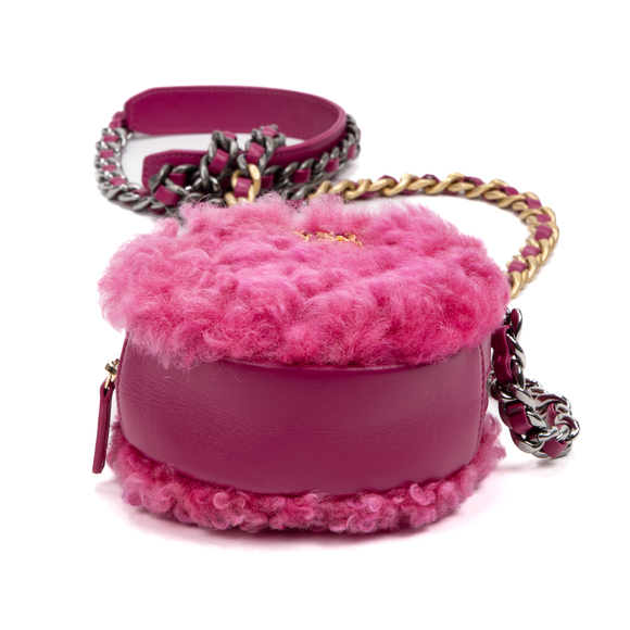 Chanel 19 Round Chain Clutch - Picture 6 of 9